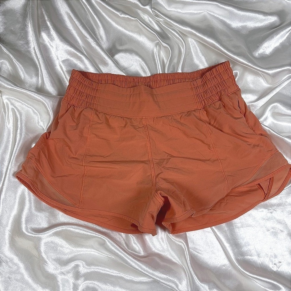 Lululemon Hotty Hot HR Shorts Orange Excellent High Rise Lined Mesh Running 6
